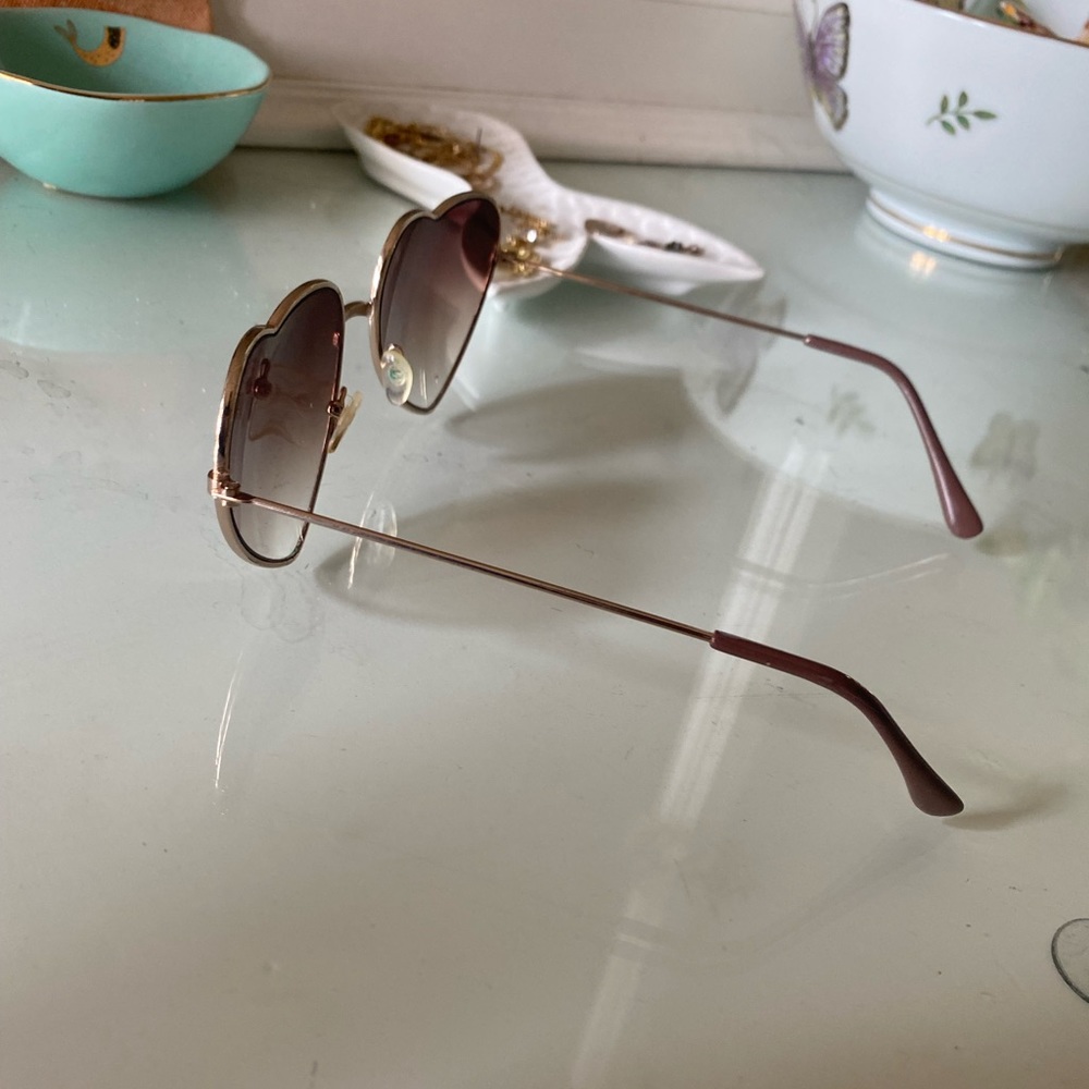 Gold Heart Shaped Sunglasses - Picture 6 of 10